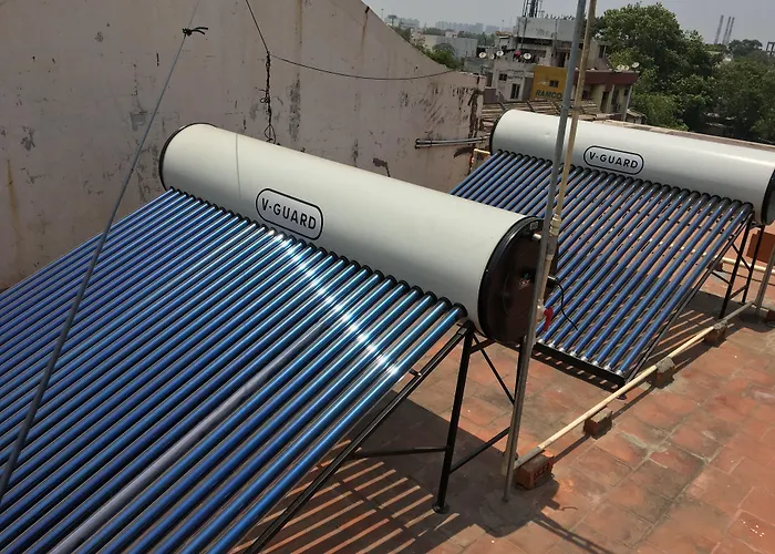 Central hotel: Bhimas Inn -Puratchi Thalaivar Dr M G Ramachandran Central Railway Station Chennai