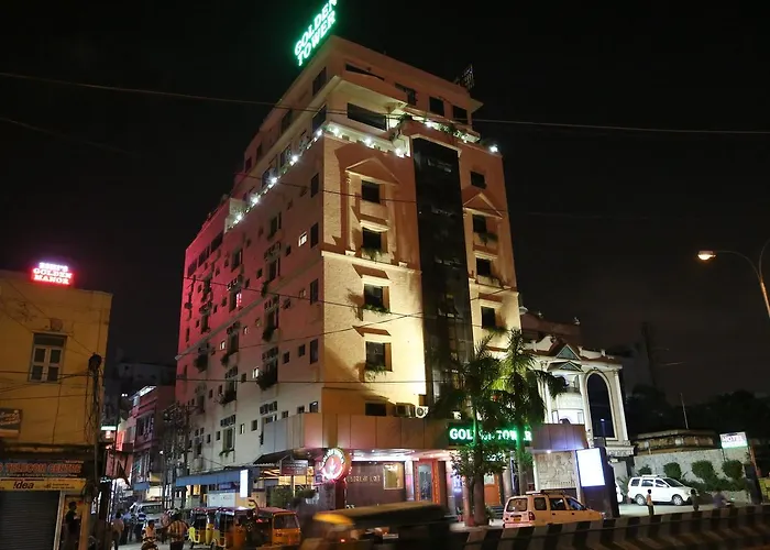 Hotel: Golden Tower